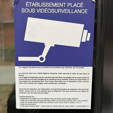 Le Melunais, Face A La Seine *