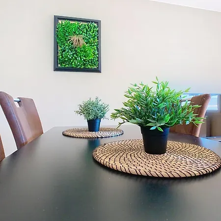 Le Melunais, A Minute De La Seine * Melun